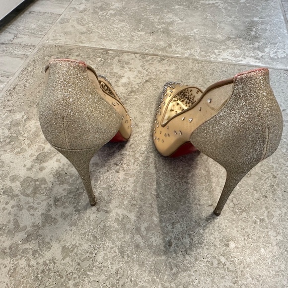 Used Christian Louboutin Pumps - Picture 7 of 12